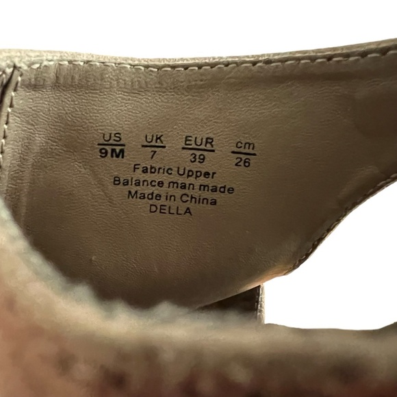 Carlos by Carlos Santana Della Ankle Boots Women's 9M Suede Heel Tan Zip Buckle - Picture 8 of 9